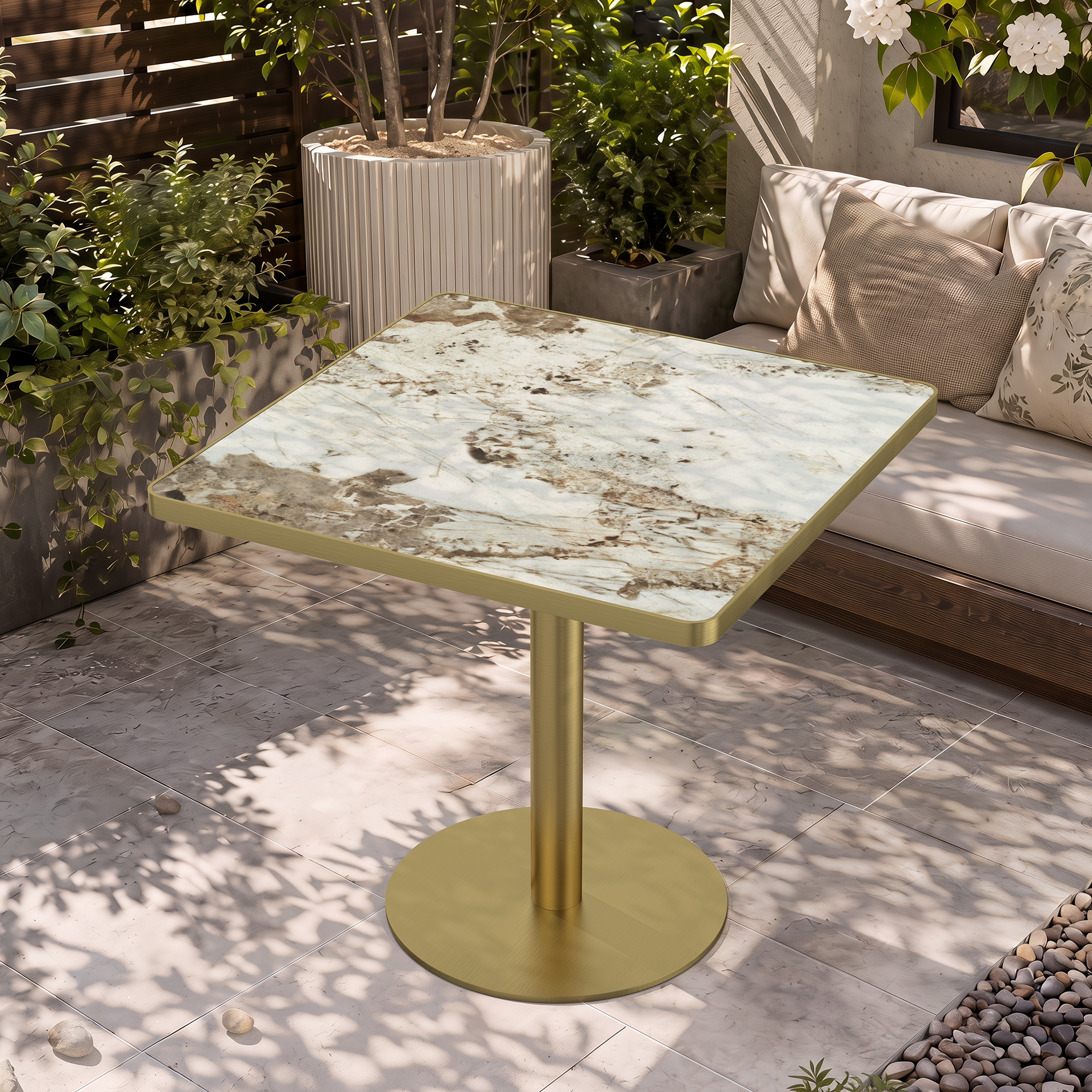 Square table — scene