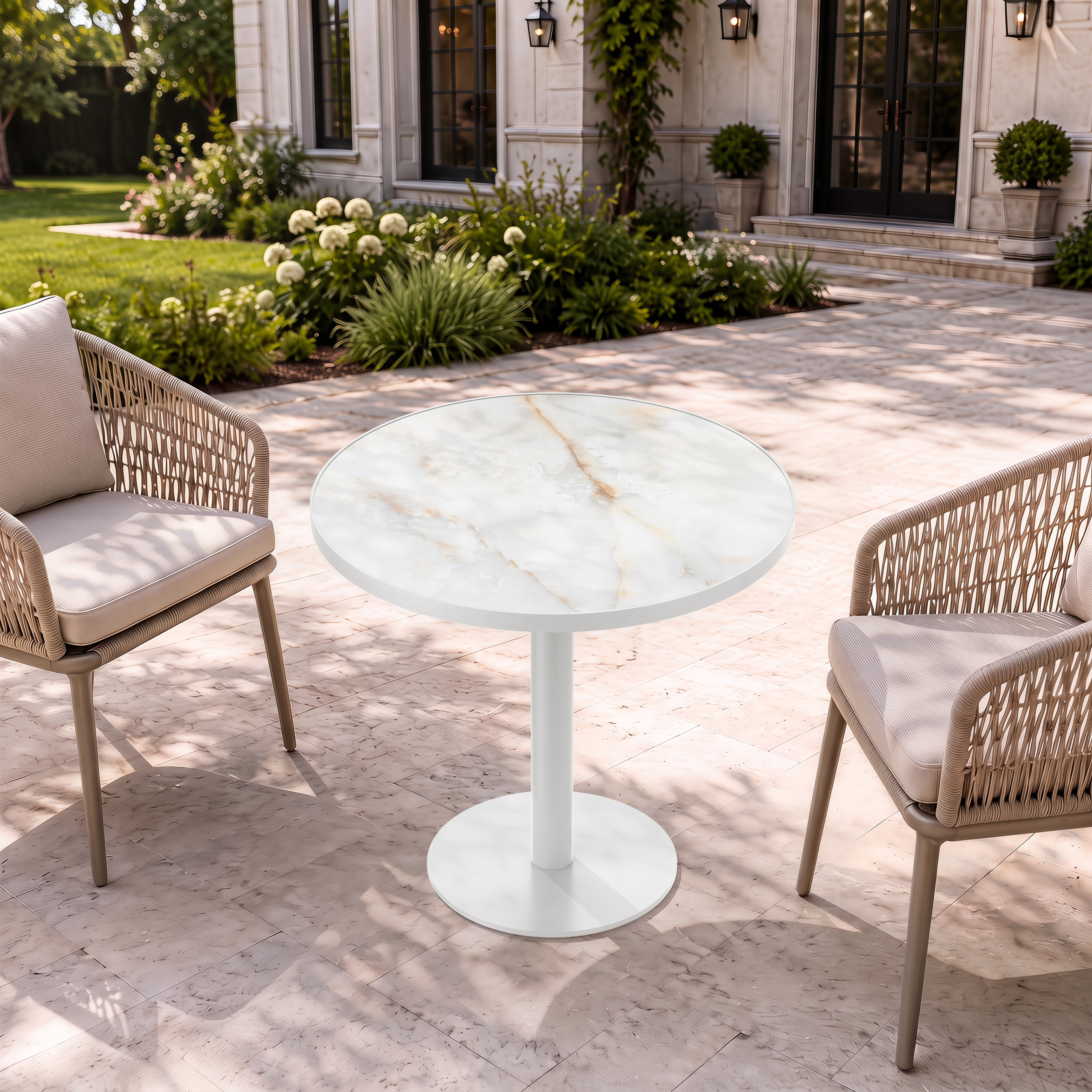 Round table — scene