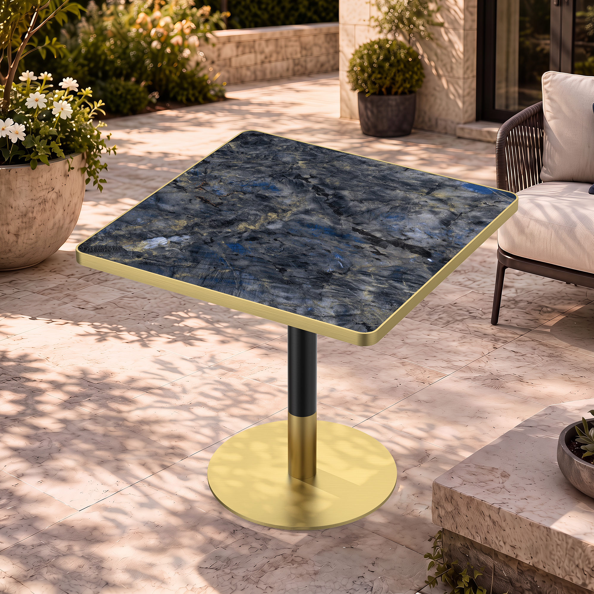 Square table — scene